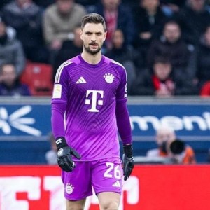 sofascore中文官网-团灭！拜仁一线队3门将加二队门将全部受伤 16岁天才或出战欧冠